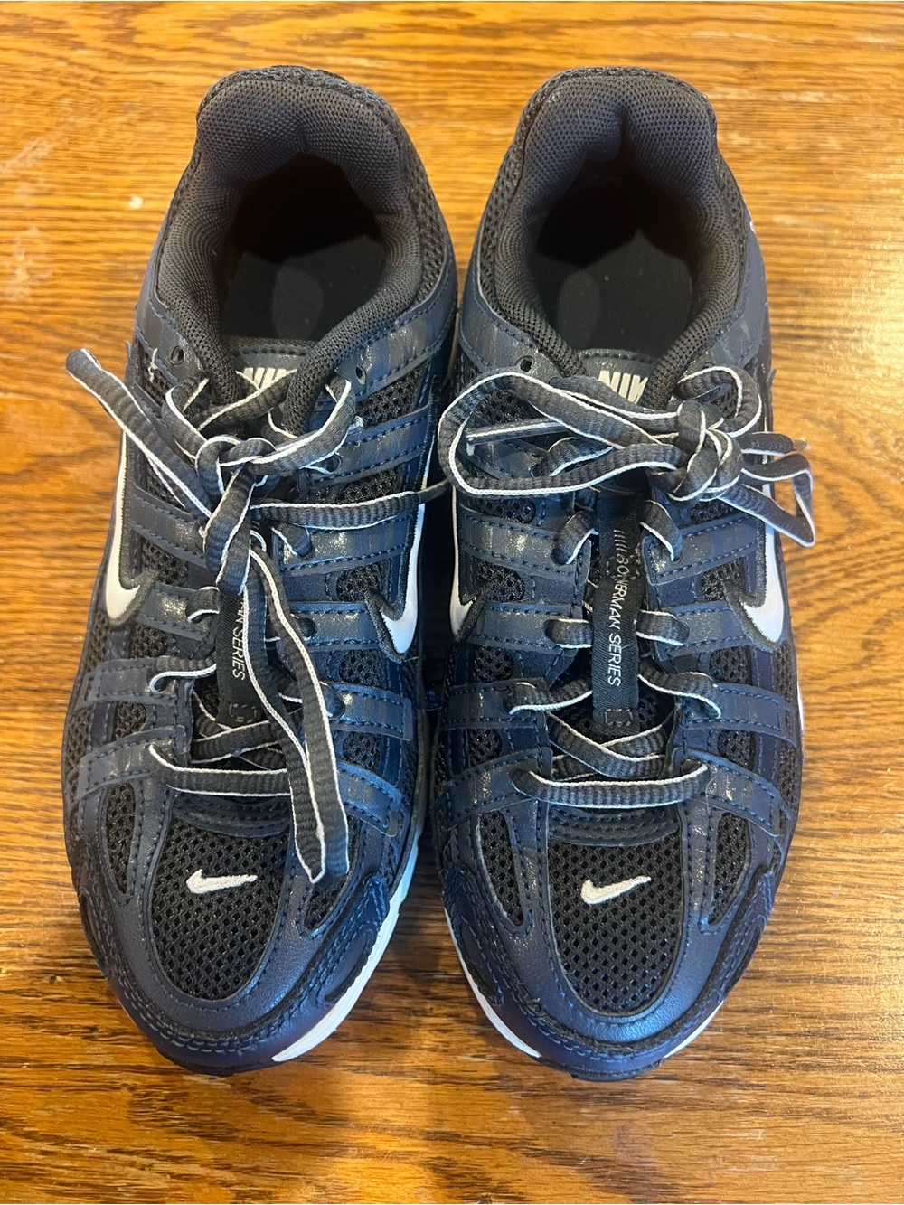 Nike Kids P-6000